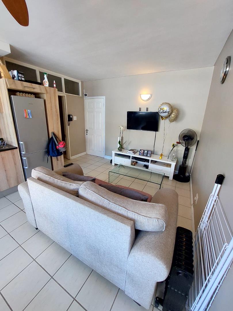 To Let 1 Bedroom Property for Rent in Cape Town City Centre Western Cape